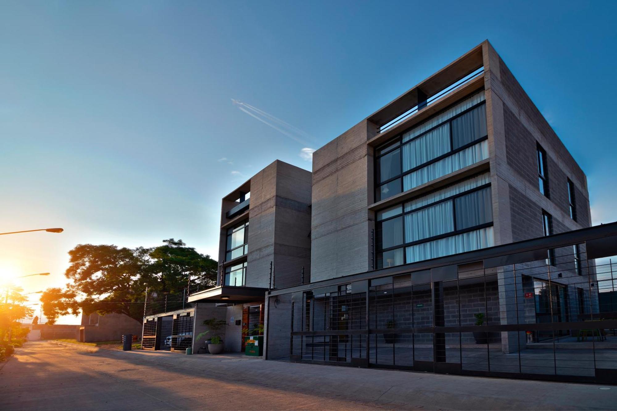 Arboleda 5 Luxury Lofts Aparthotel Silao Bagian luar foto