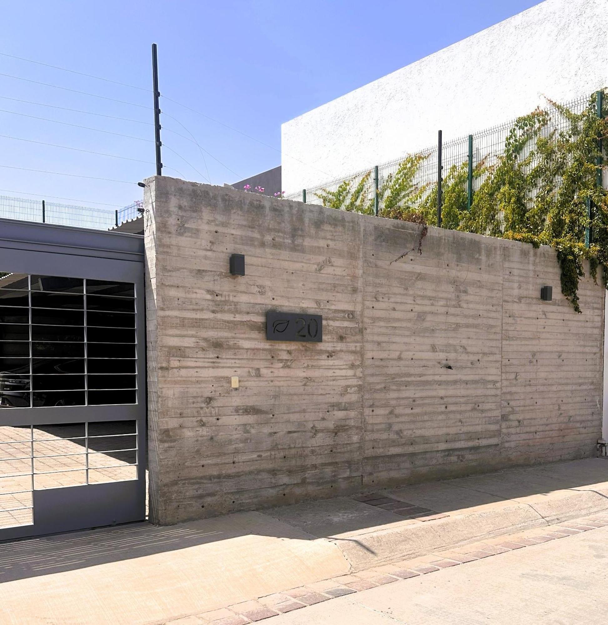 Arboleda 5 Luxury Lofts Aparthotel Silao Bagian luar foto