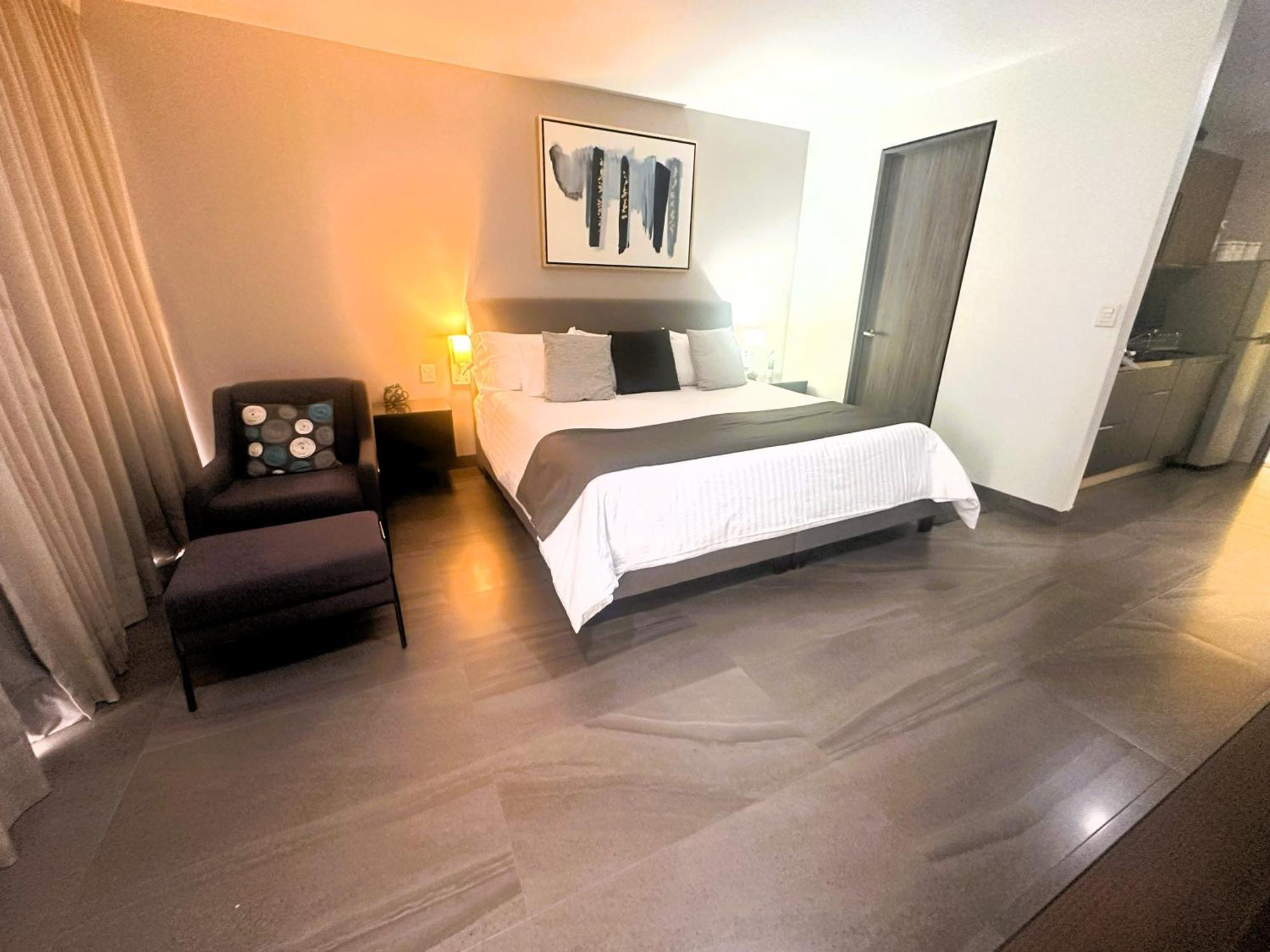 Arboleda 5 Luxury Lofts Aparthotel Silao Bagian luar foto